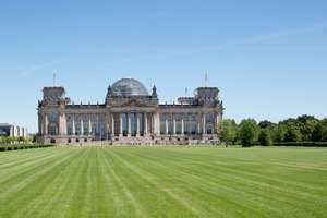 Ein Foto vom Reichstag in Berlin